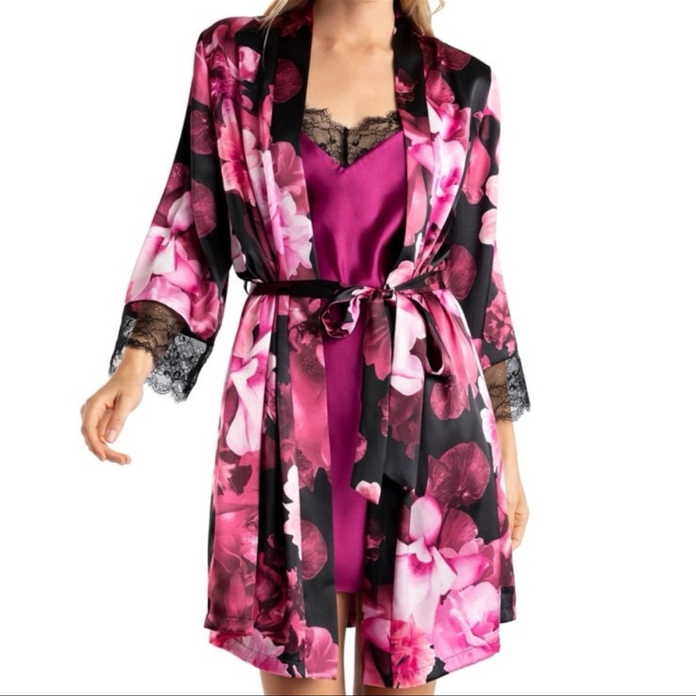 Linea Donatella Pink and Black Floral Robe and chemise 2-pc set